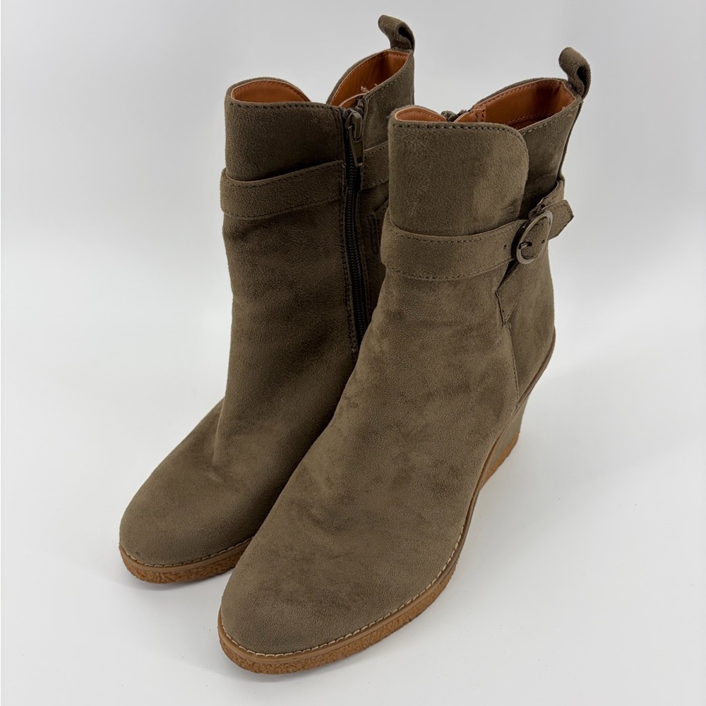 ZODIAC Women's Ina Wedge Buckle Ankle Bootie Olive Green Microfiber 9.5‎ M